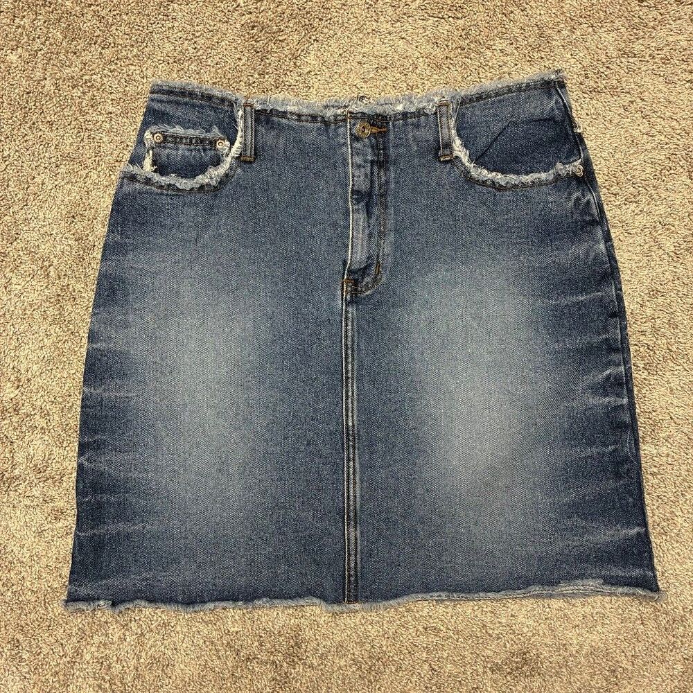 L.A. Blues Women's Size 14 Denim Mini Skirt Raw Hem Frayed Vintage Cotton Y2K